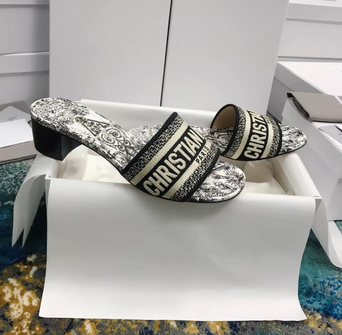 CD - 5 cm HEELS