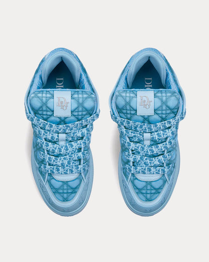 "B9" Sneaker