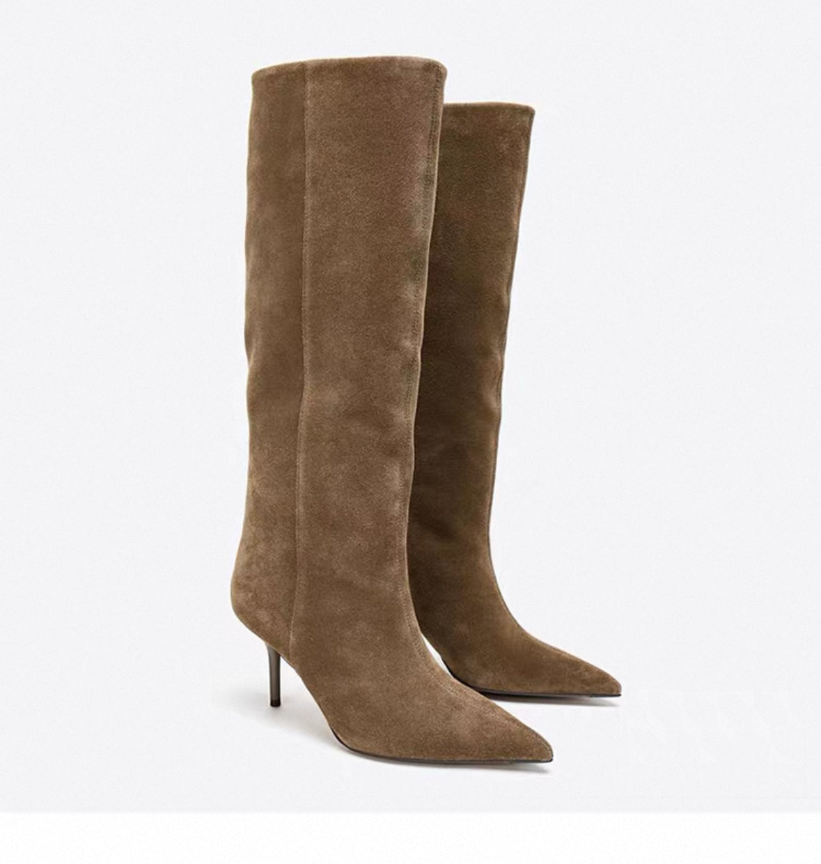 Kniehohe Stiletto-Stiefel (Wildleder)