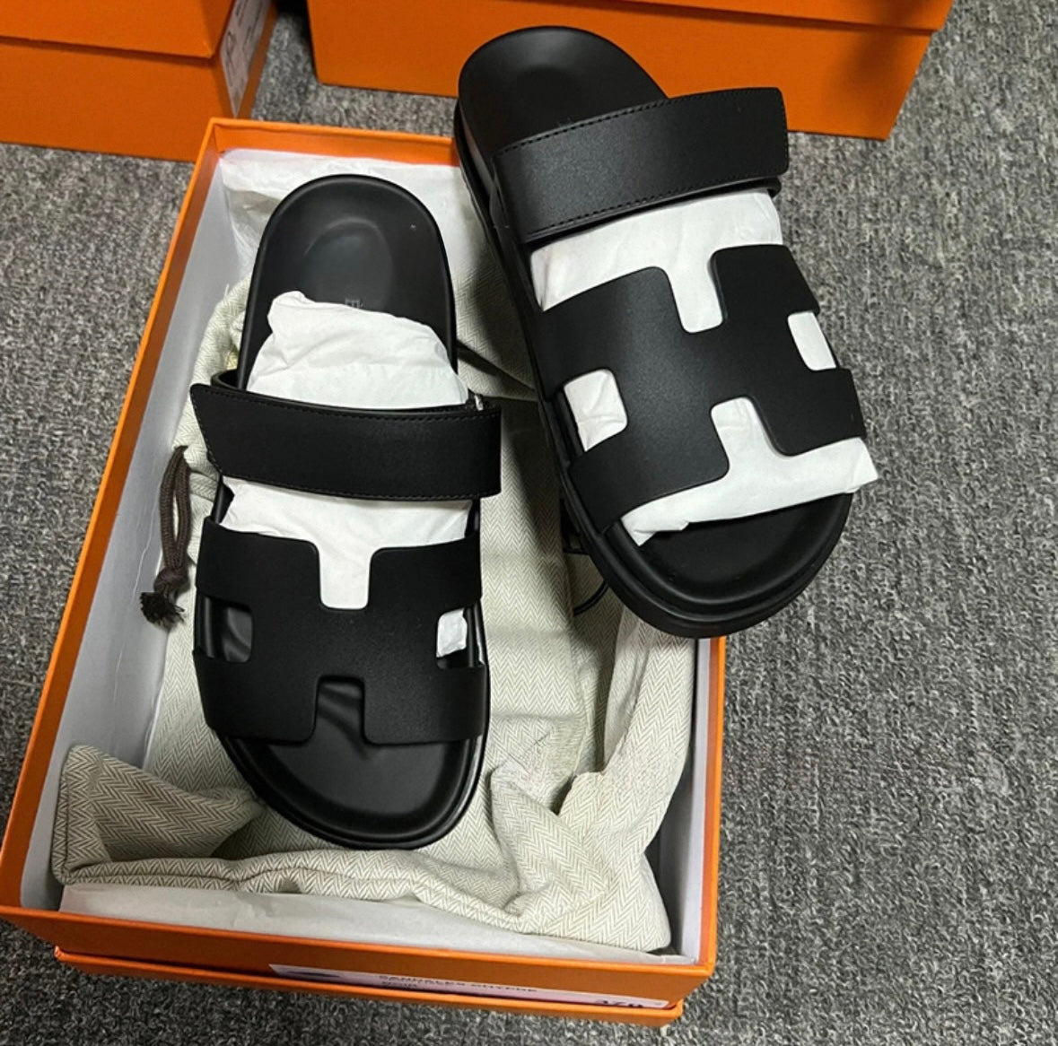 HRMS Flat Sandals