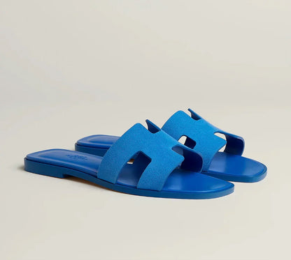 "HRMS" Sandalen