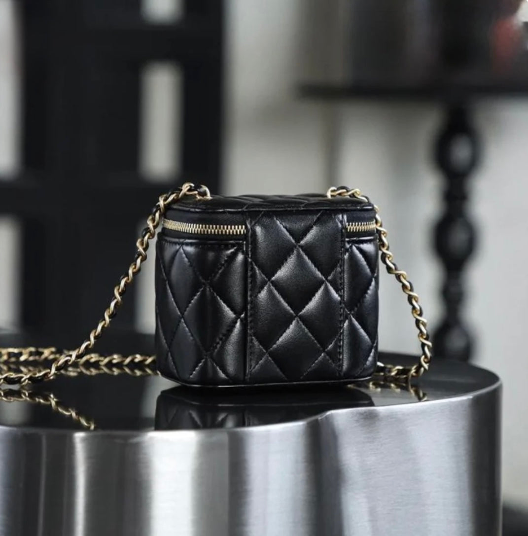 CC Vanity Case Bag 11cm