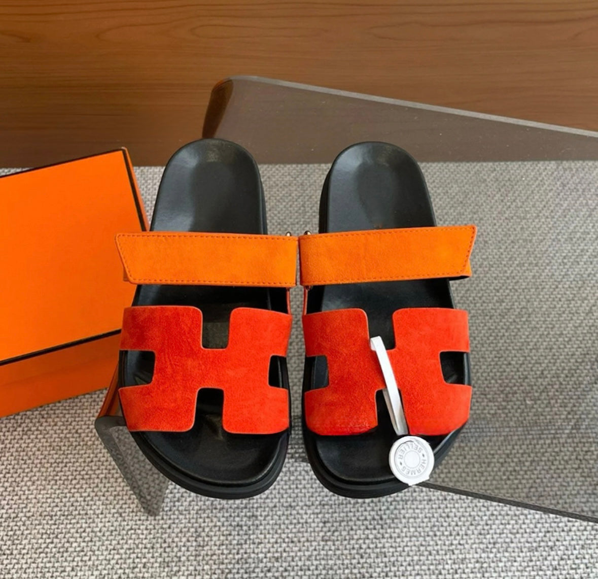 HRMS Flat Sandals