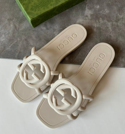 UCC Sandals