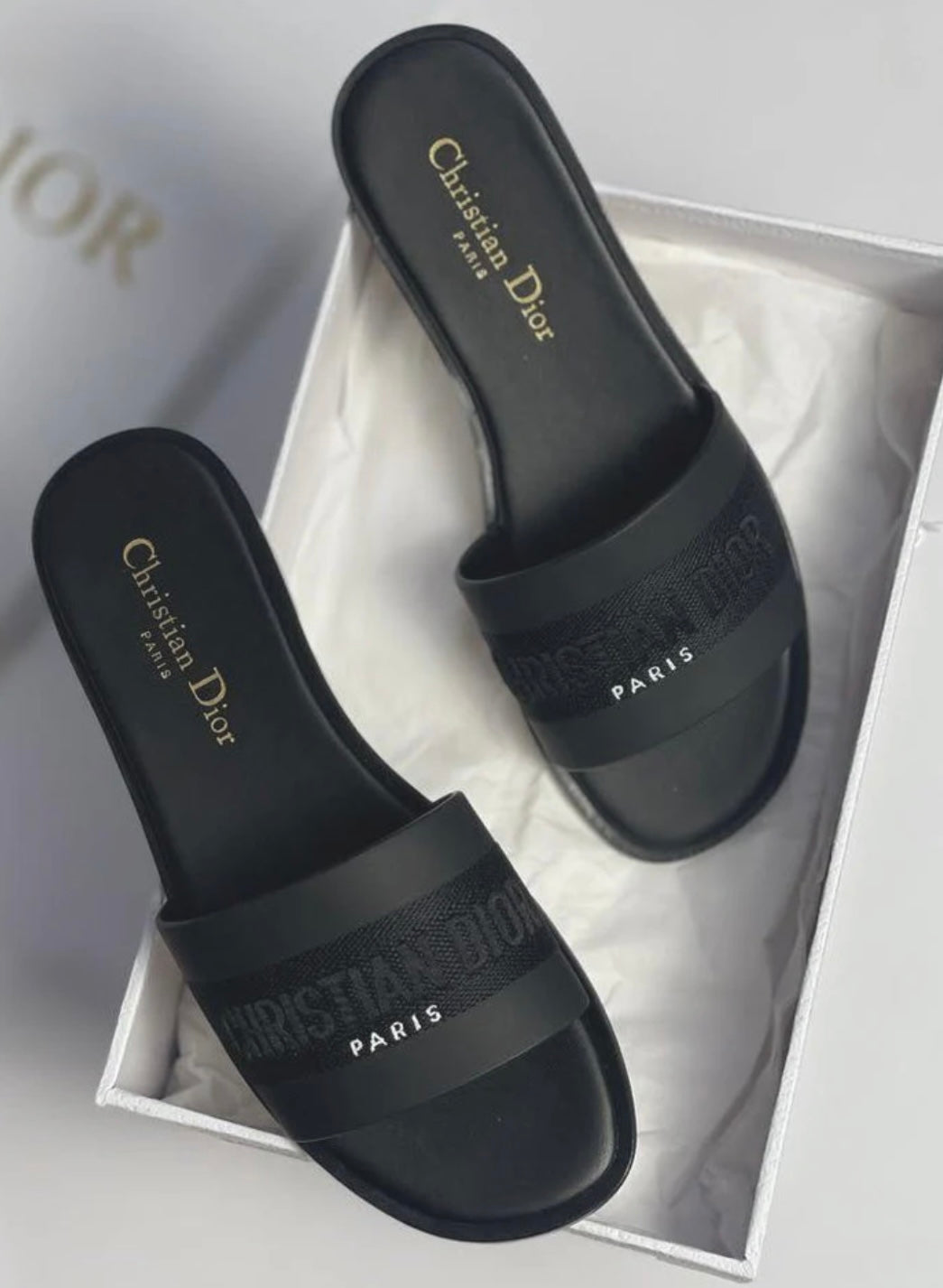 DI Sandals