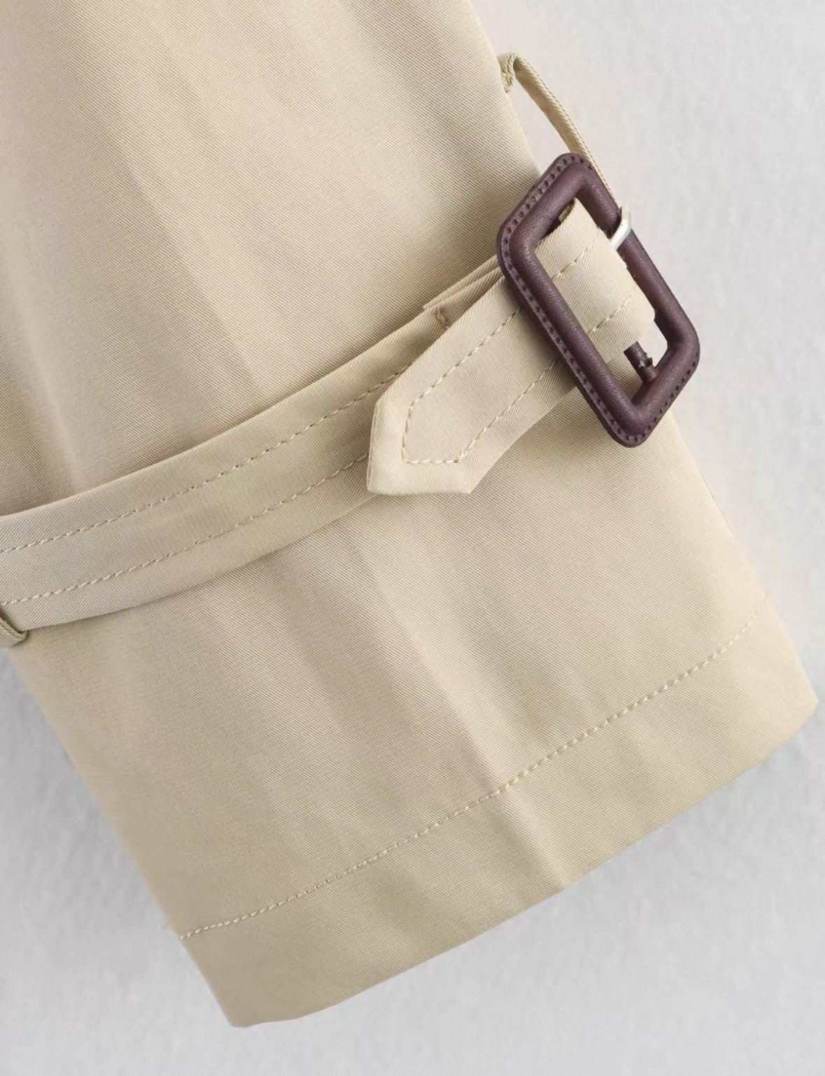 Kurze Trenchcoat